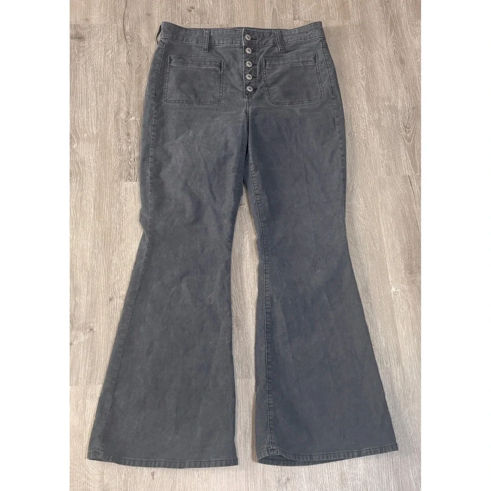American‎ Eagle Super High Rise Flare Corduroy Pants Gray Button Fly Size 12